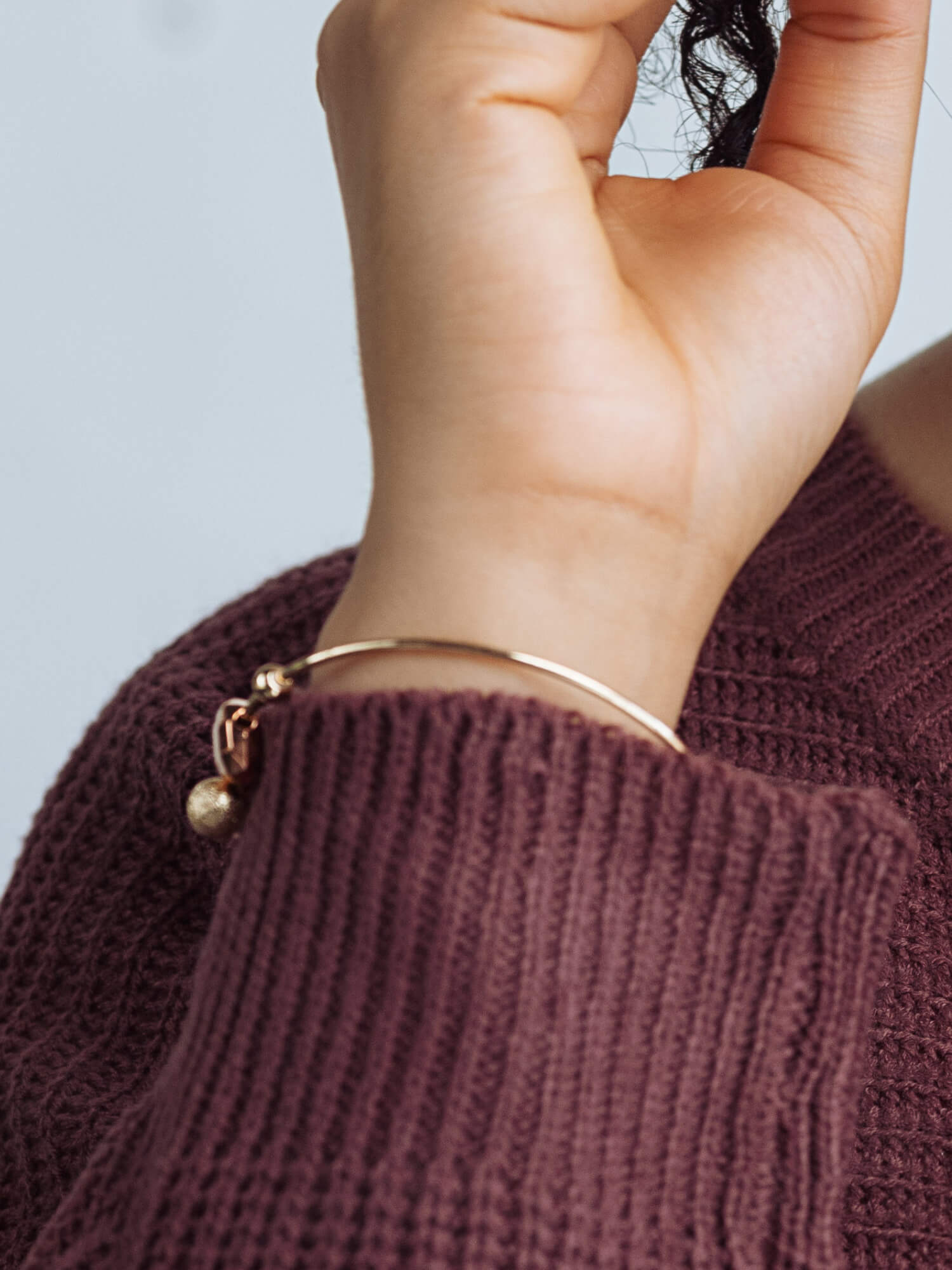 Gold Ball Drop Bracelet - HUBBIQ