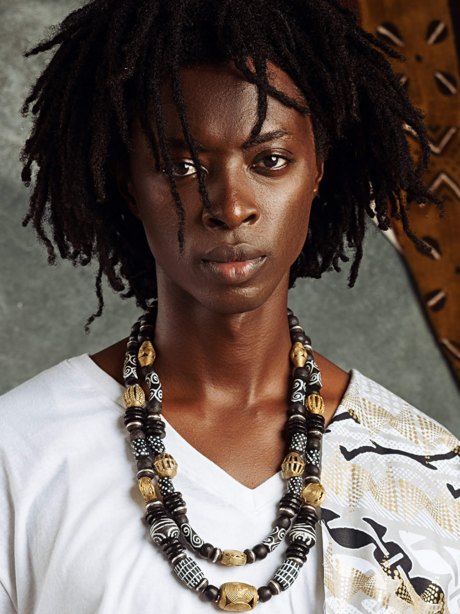 Royal Black Layered Necklace - HUBBIQ